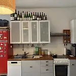 Charming & Calm 1-Bedroom Apartment In Lovely Vienna With Garden