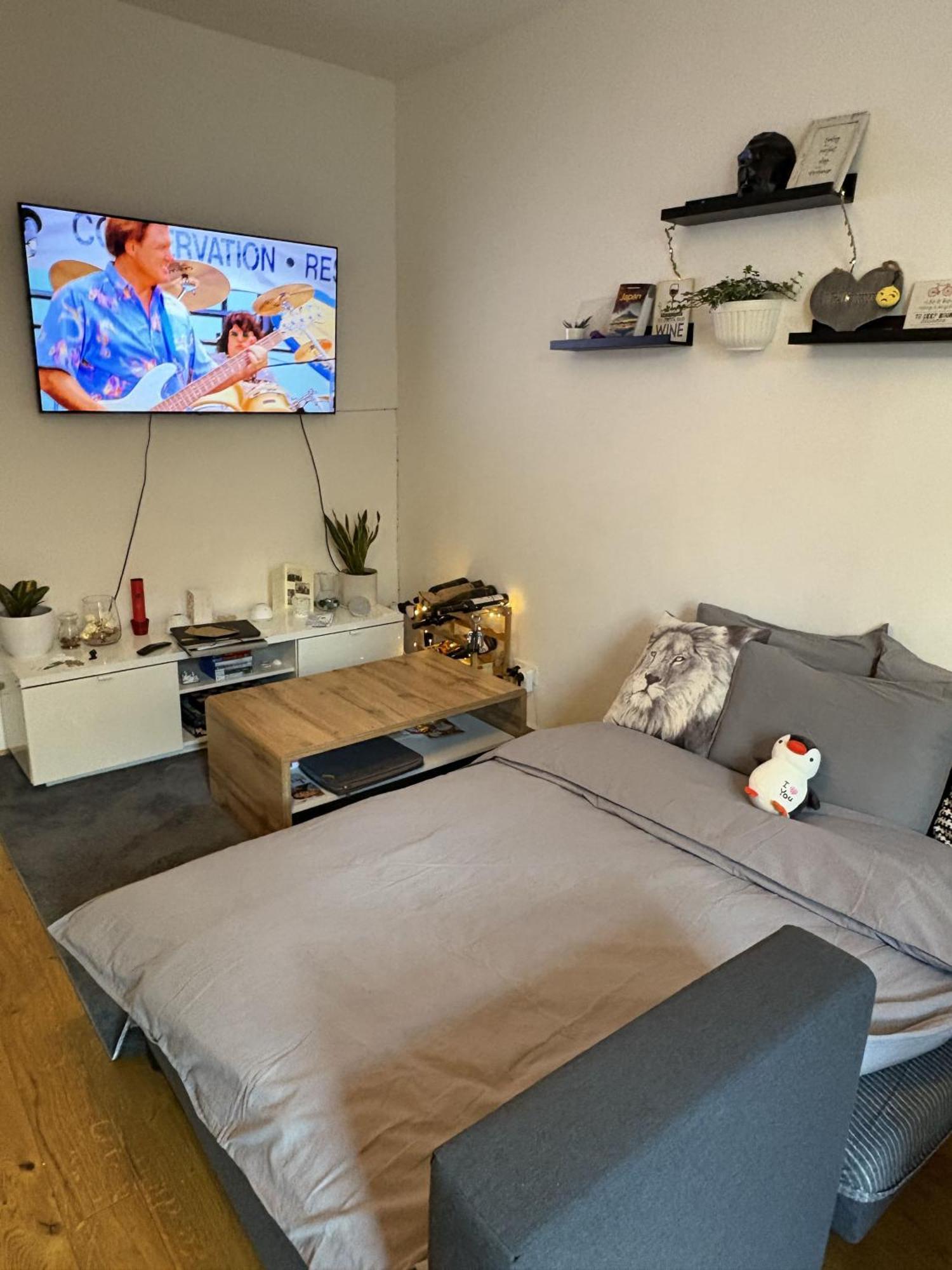 Charming & Calm 1-bedroom In Lovely With Garden Appartamento *